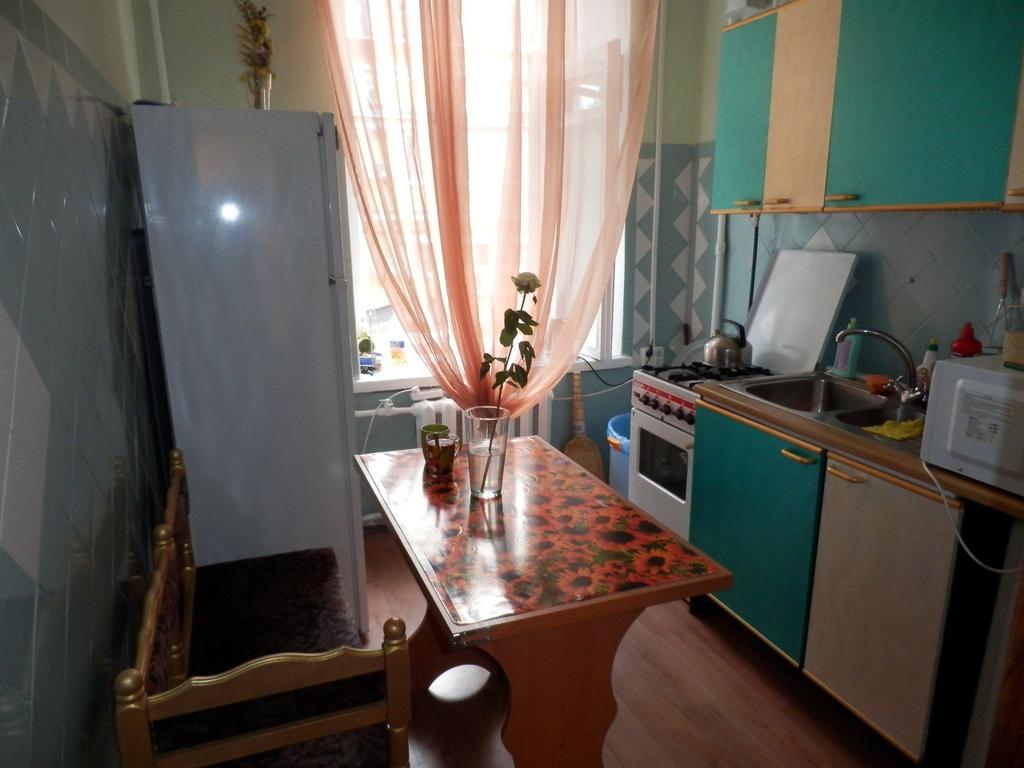 Yourhostel Киев Екстериор снимка